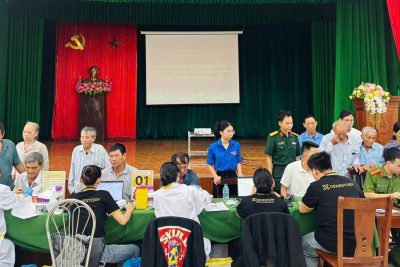 TUỔI TRẺ TRƯỜNG TIỂU HỌC HẢI TÂY XUNG KÍCH THAM GIA CÔNG TÁC TRI ÂN: “HỖ TRỢ LẤY MẪU ADN XÁC ĐỊNH DANH TÍNH CÁC ANH HÙNG LIỆT SĨ”