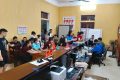 Chi đoàn Tiểu học Hải Tây phối hợp cùng công an xã Hải Quang đẩy mạnh hỗ trợ người dân kích hoạt Sổ sức khỏe điện tử