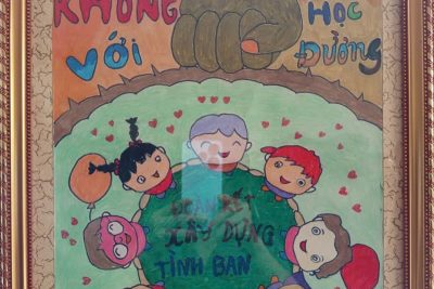 SẢN PHẨM MỸ THUẬT: VÒNG TAY YÊU THƯƠNG